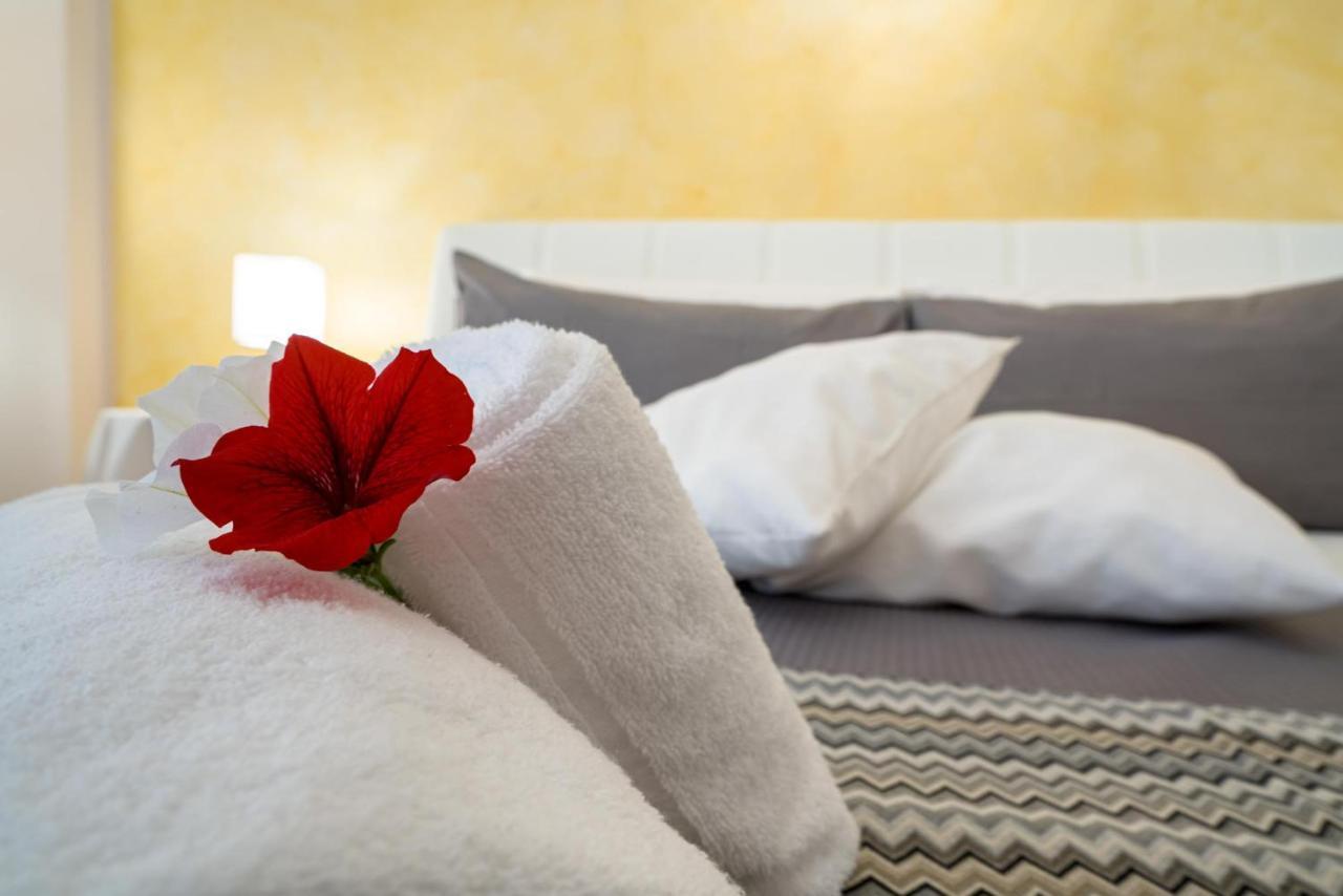 Loft Angolo Sul Mare Letojanni Luaran gambar