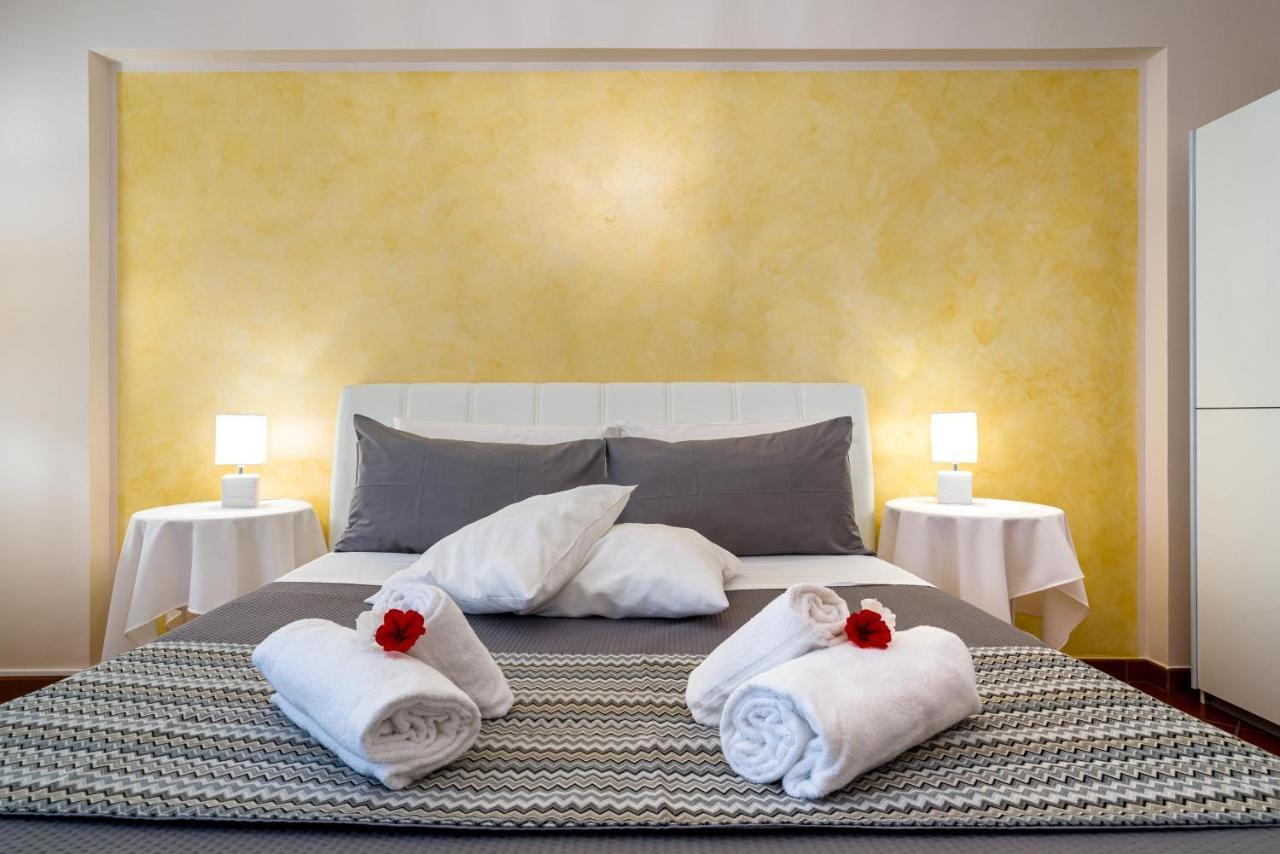 Loft Angolo Sul Mare Letojanni Luaran gambar