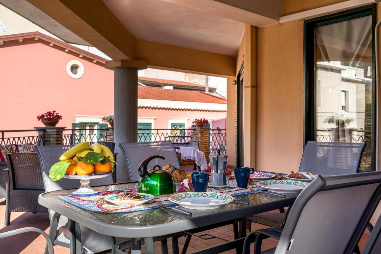 Loft Angolo Sul Mare Letojanni Luaran gambar